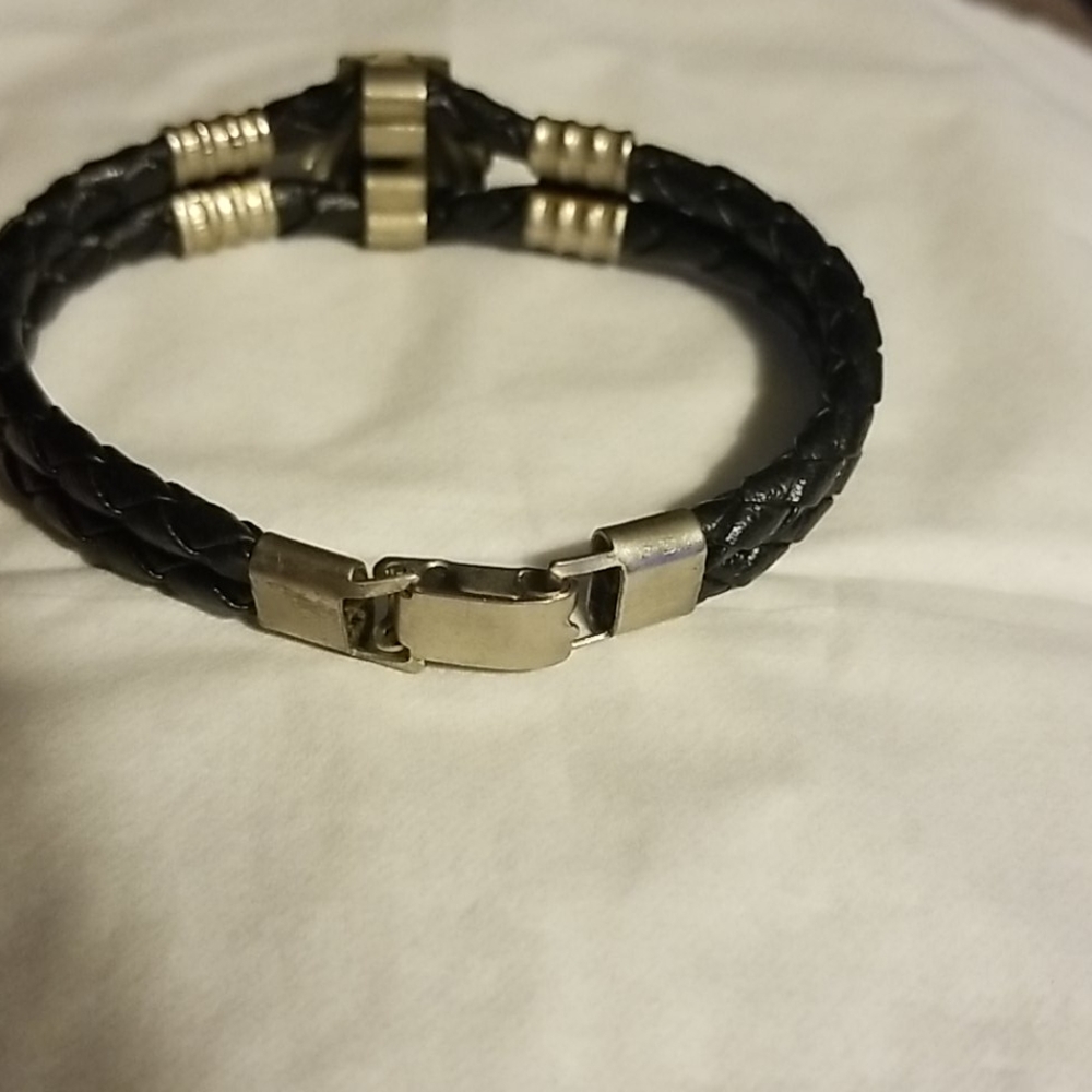 Shell double braid bracelet - Picture 2 of 4